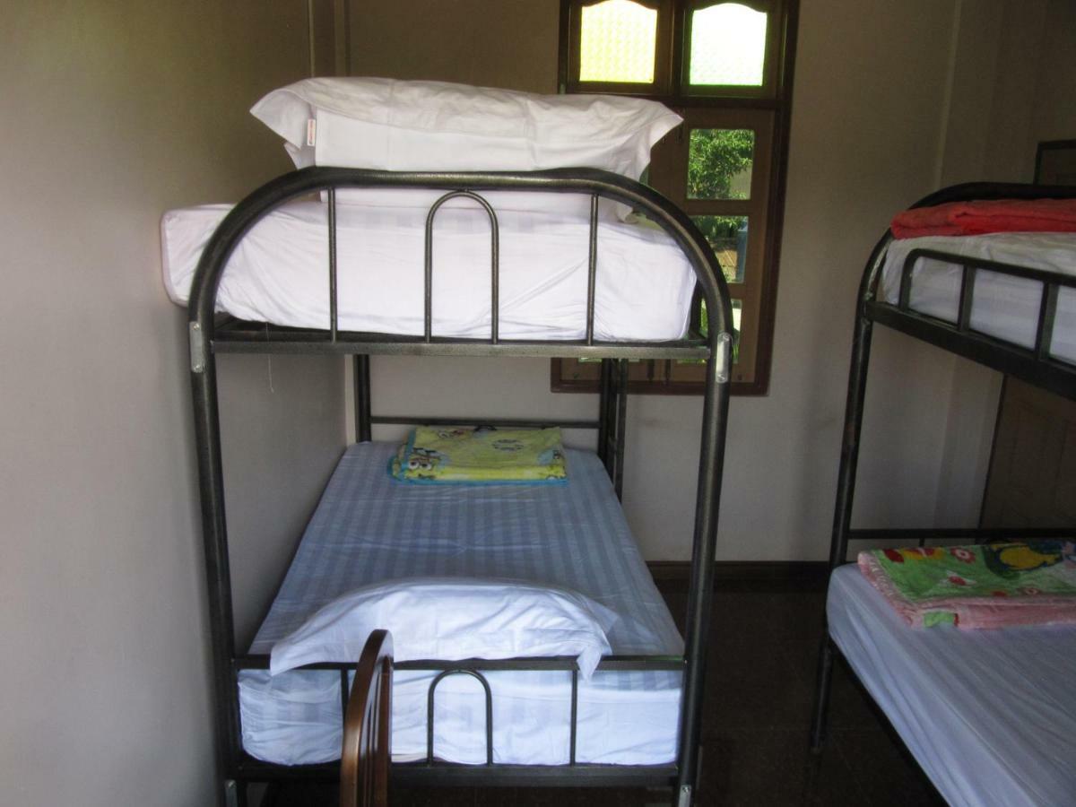 Lux Pillow Hostel Hpa-an Exterior foto